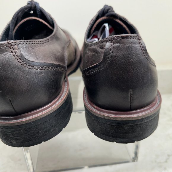 ROBERT WAYNE ATLAS Brown Wingtips Men's Size 10 1/2 Like New! - Picture 4 of 8